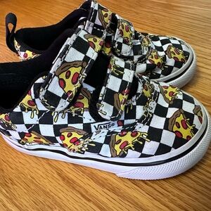 Pizza theme Vans like new toddler size 5